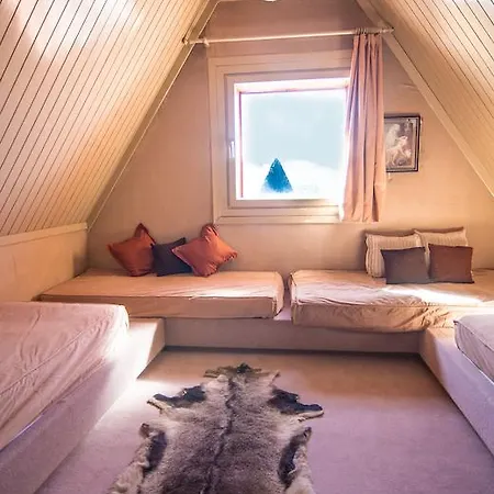 Chalet Chateau Rouge En